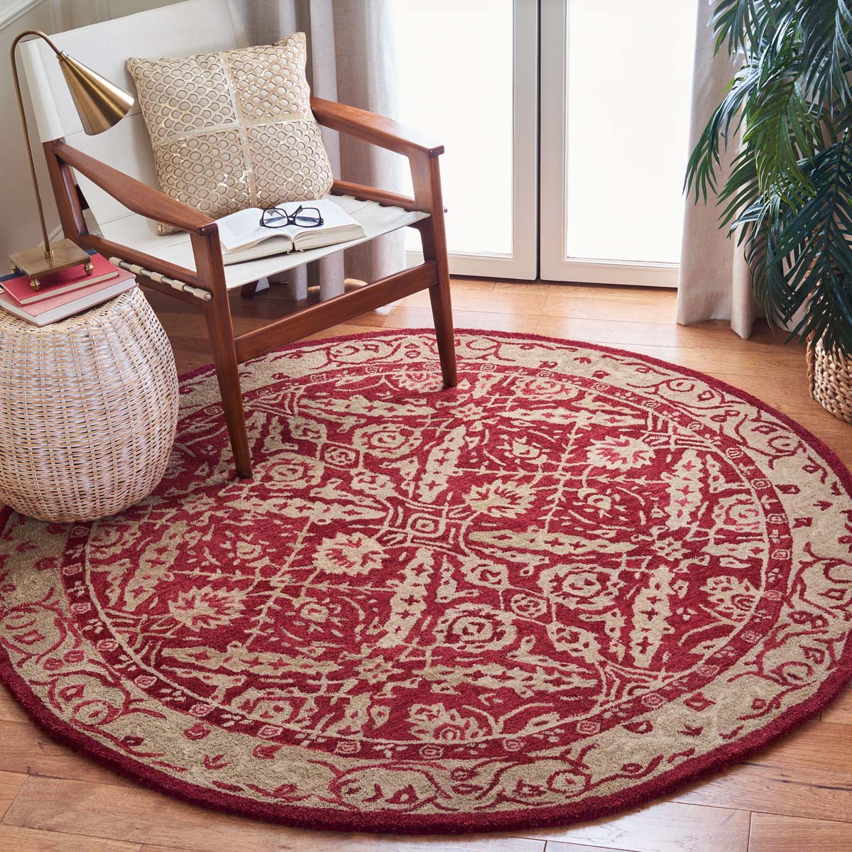 Safavieh Anatolia 83B Rug, AN583B - Red / Ivory
