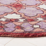 Safavieh Aspen 121 Rug, APN121 - Red / Pink