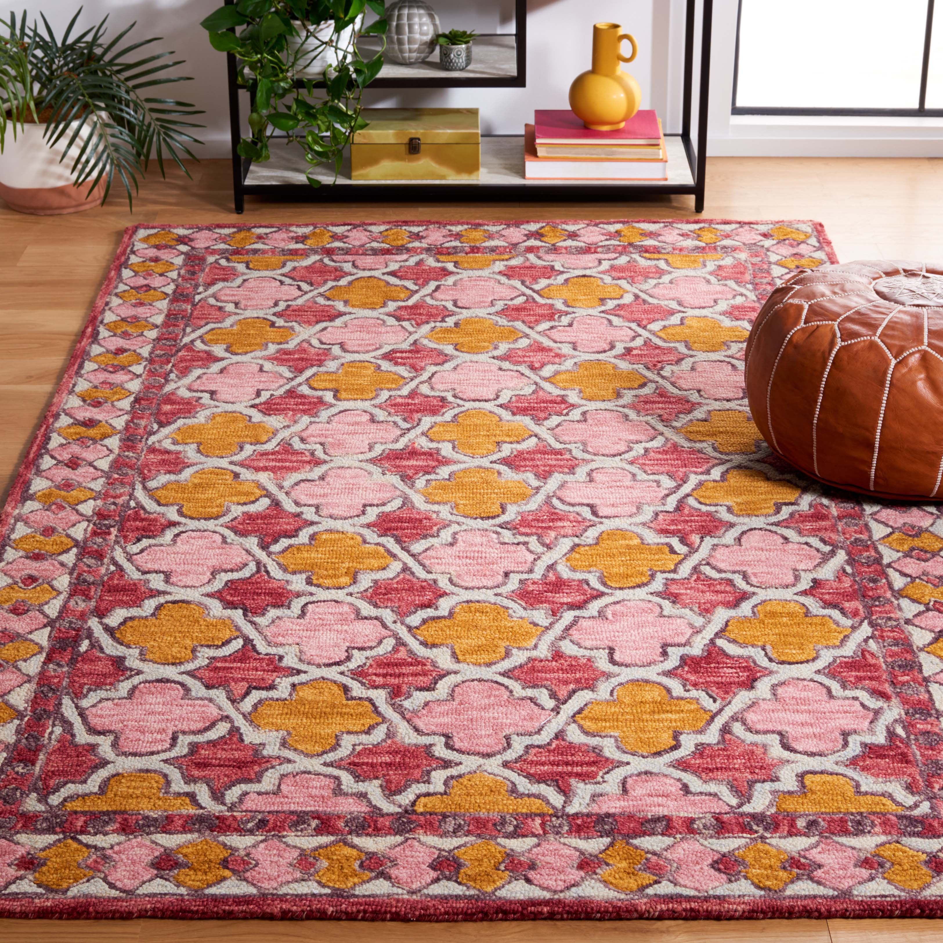 Safavieh Aspen 121 Rug, APN121 - Pink / Yellow