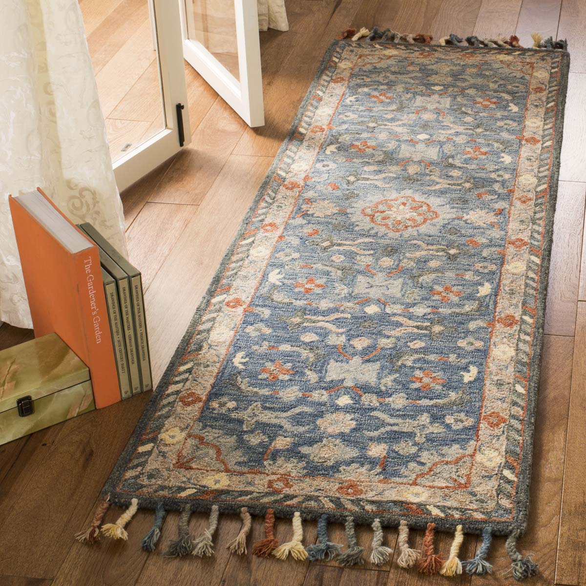 Safavieh Aspen 123 Rug, APN123 - Blue / Rust