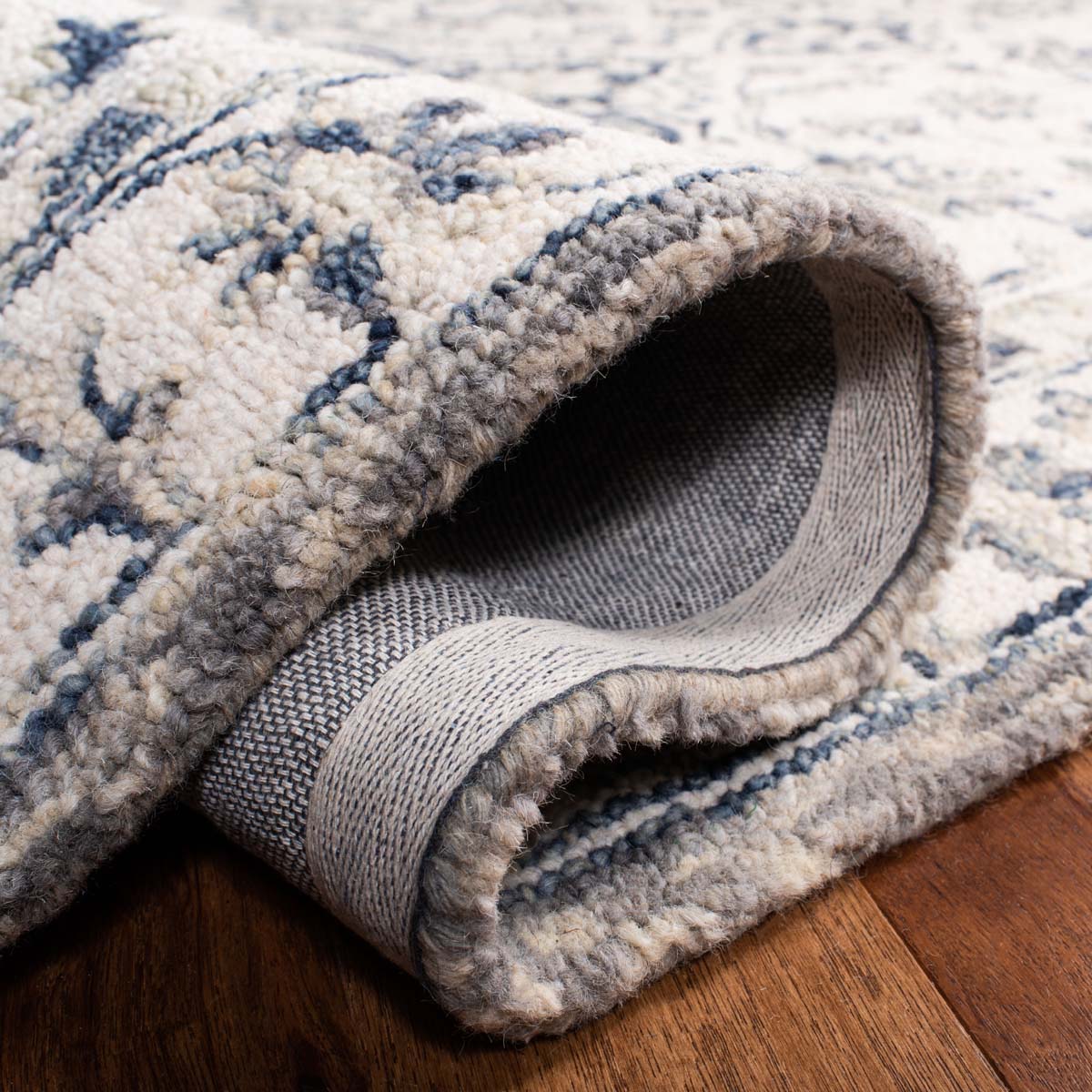 Safavieh Aspen 125 Rug, APN125 - Ivory / Blue