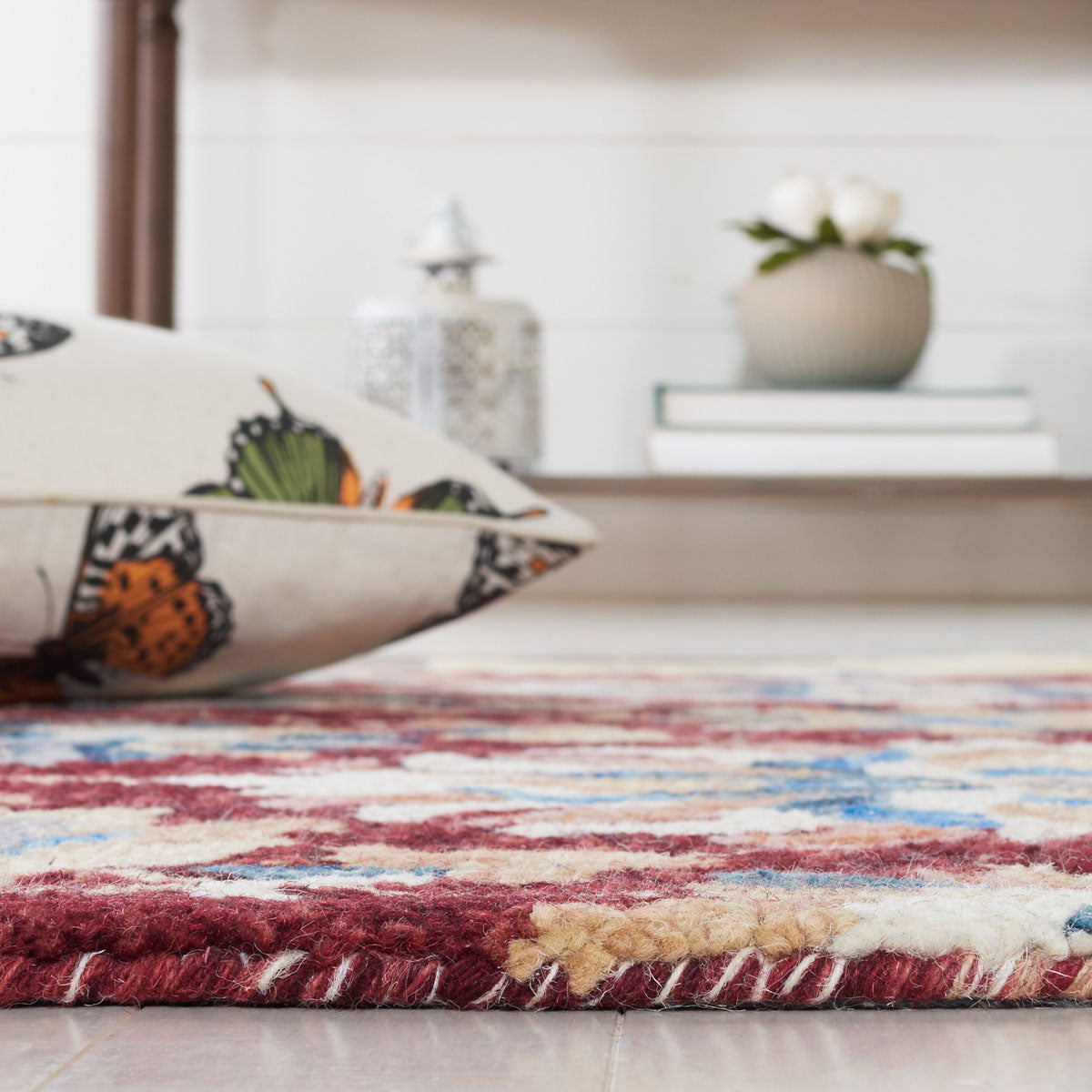 Safavieh Aspen 139 Rug, APN139 - Wine / Blue