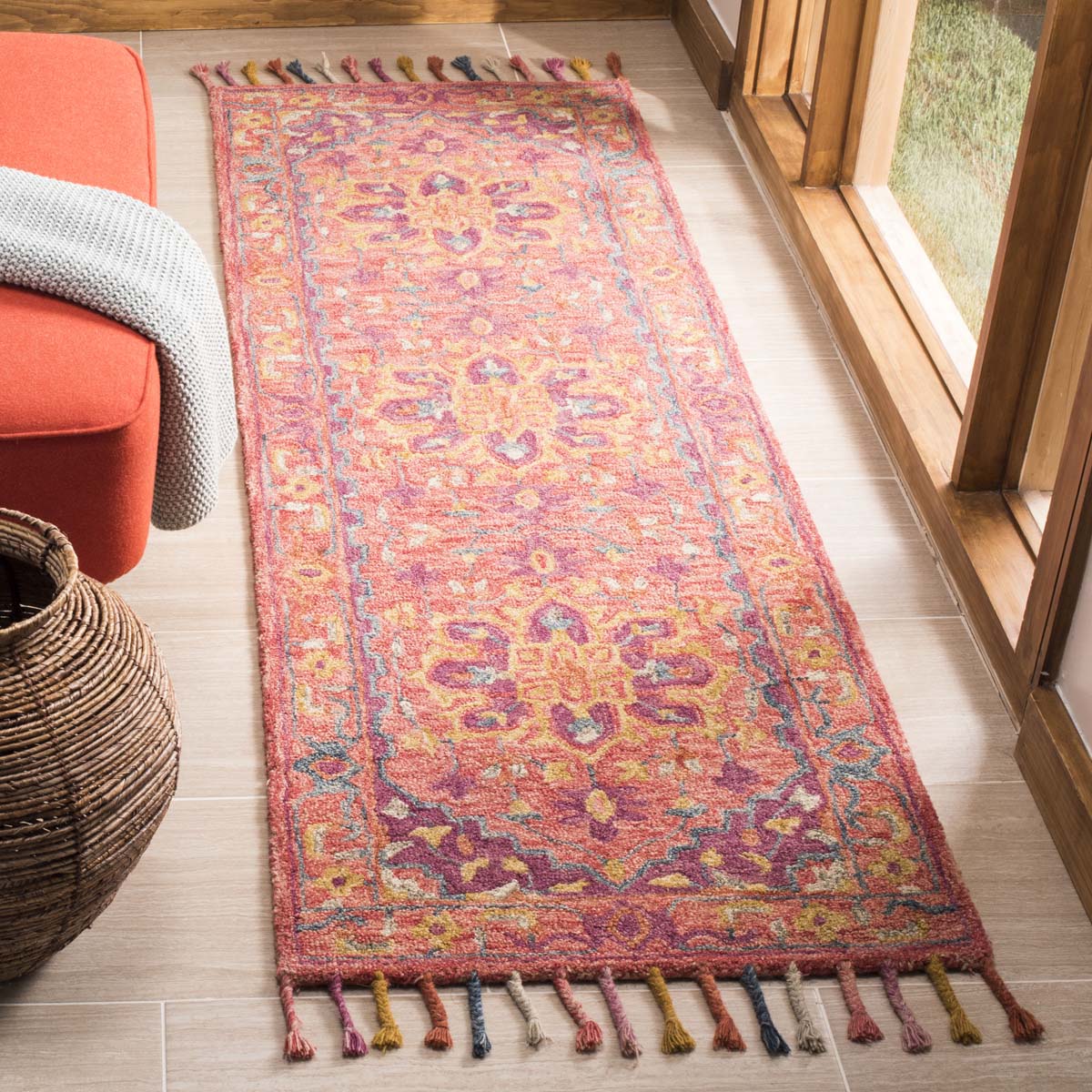 Safavieh Aspen 226 Rug, APN226 - Pink / Violet