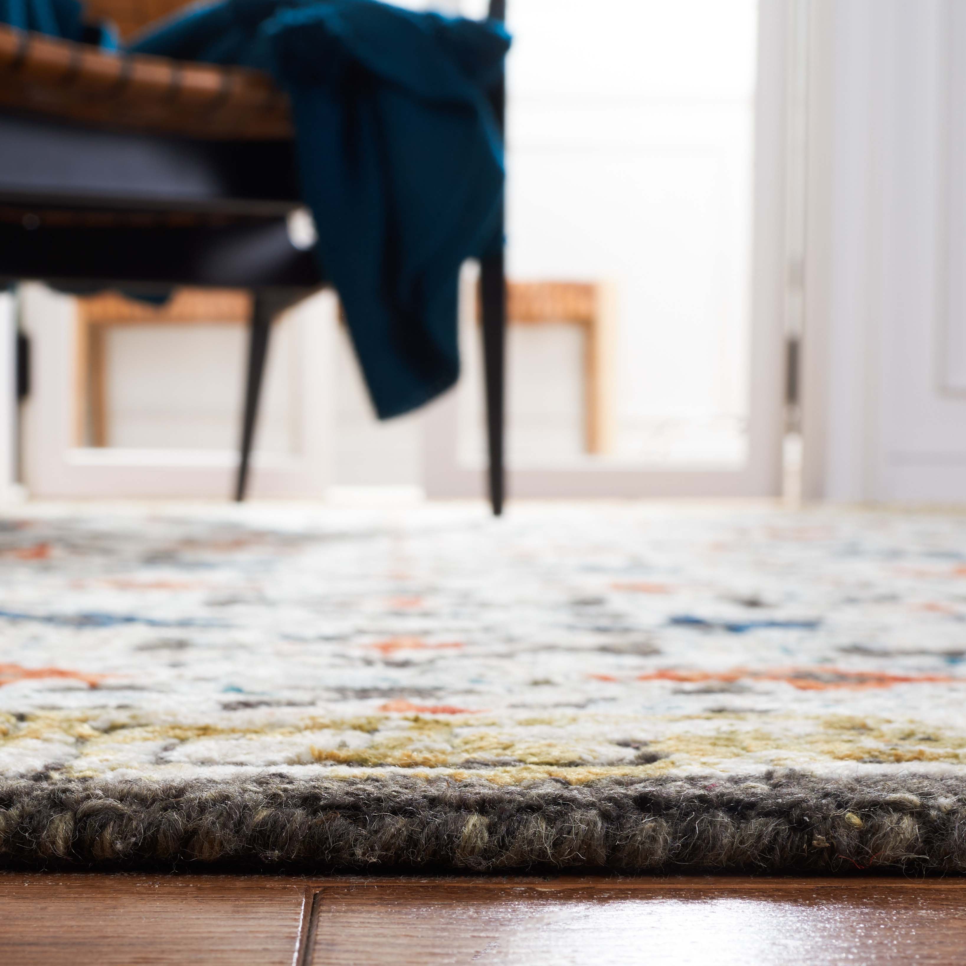 Safavieh Aspen 294 Rug, APN294 - Blue / Taupe