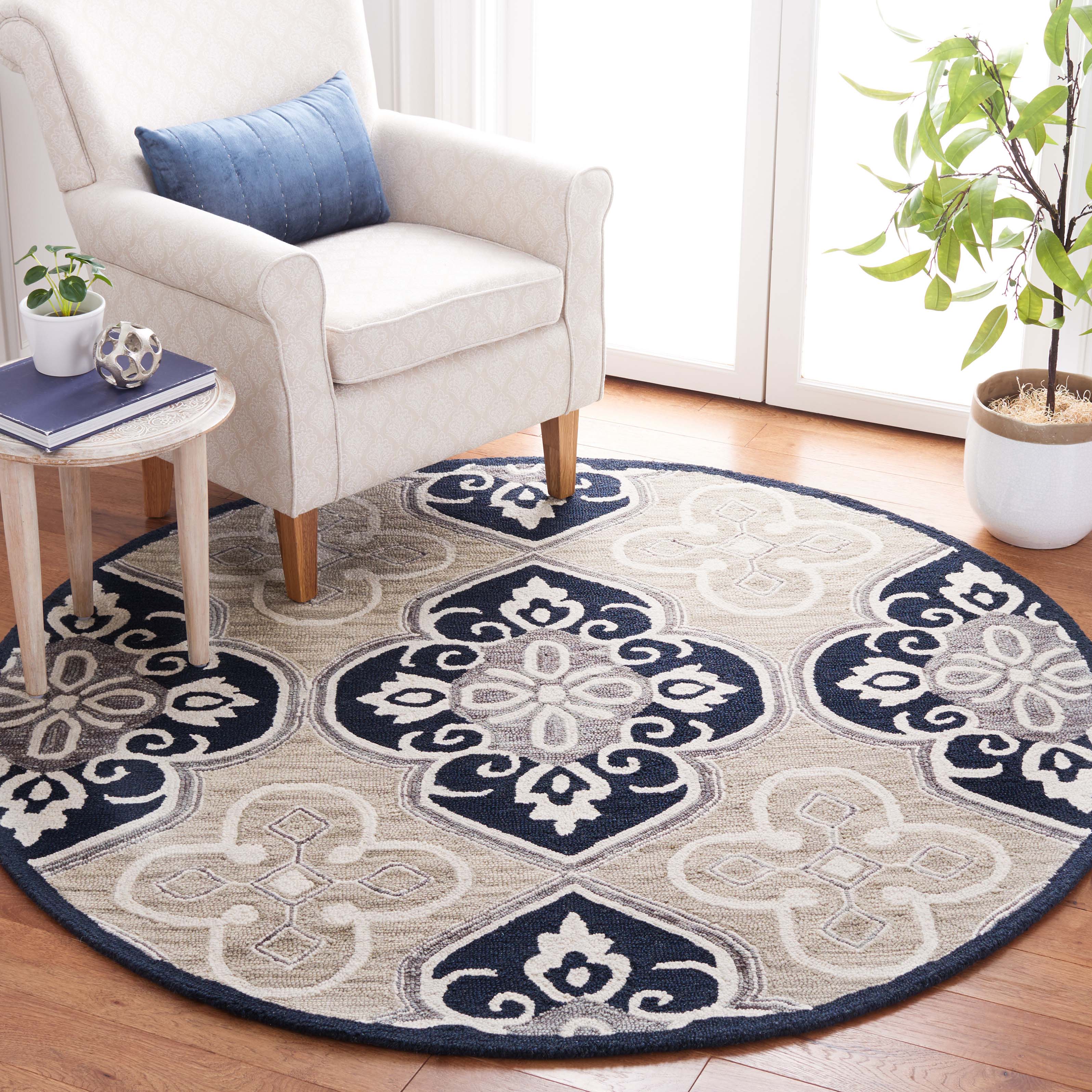 Safavieh Aspen 351 Rug, APN351 - Blue / Ivory