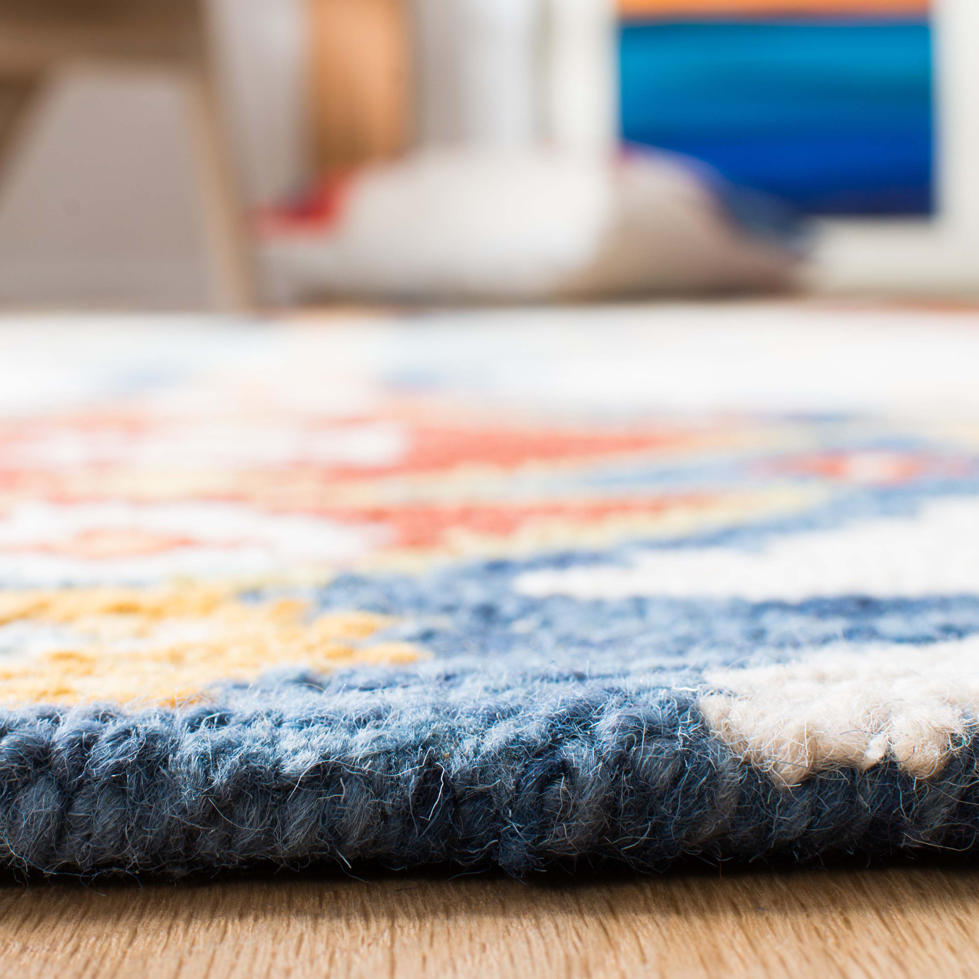 Safavieh Aspen 401 Rug, APN401 - Ivory / Blue