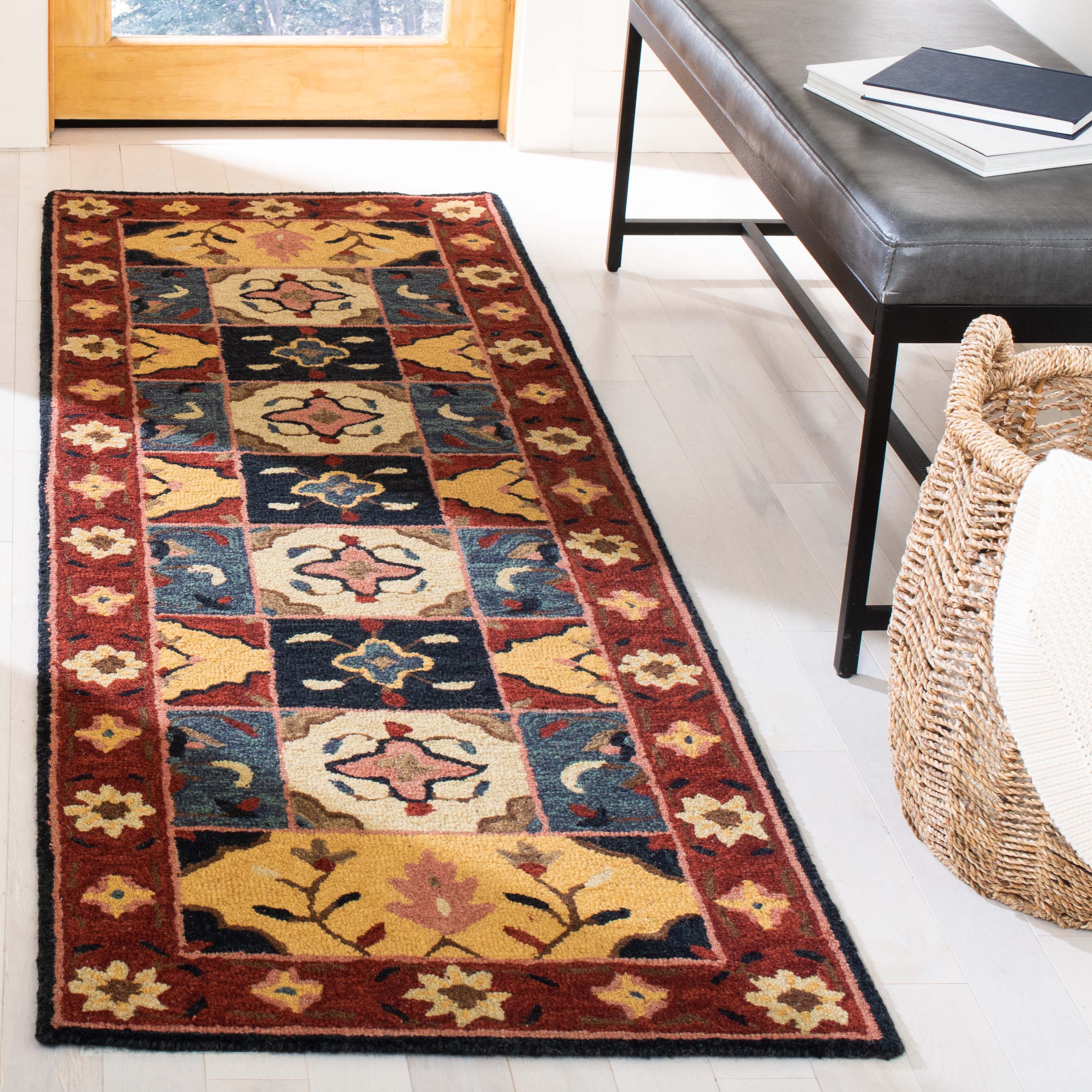 Safavieh Aspen 402 Rug, APN402 - Red / Gold