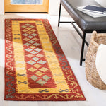 Safavieh Aspen 403 Rug, APN403 - Red / Gold