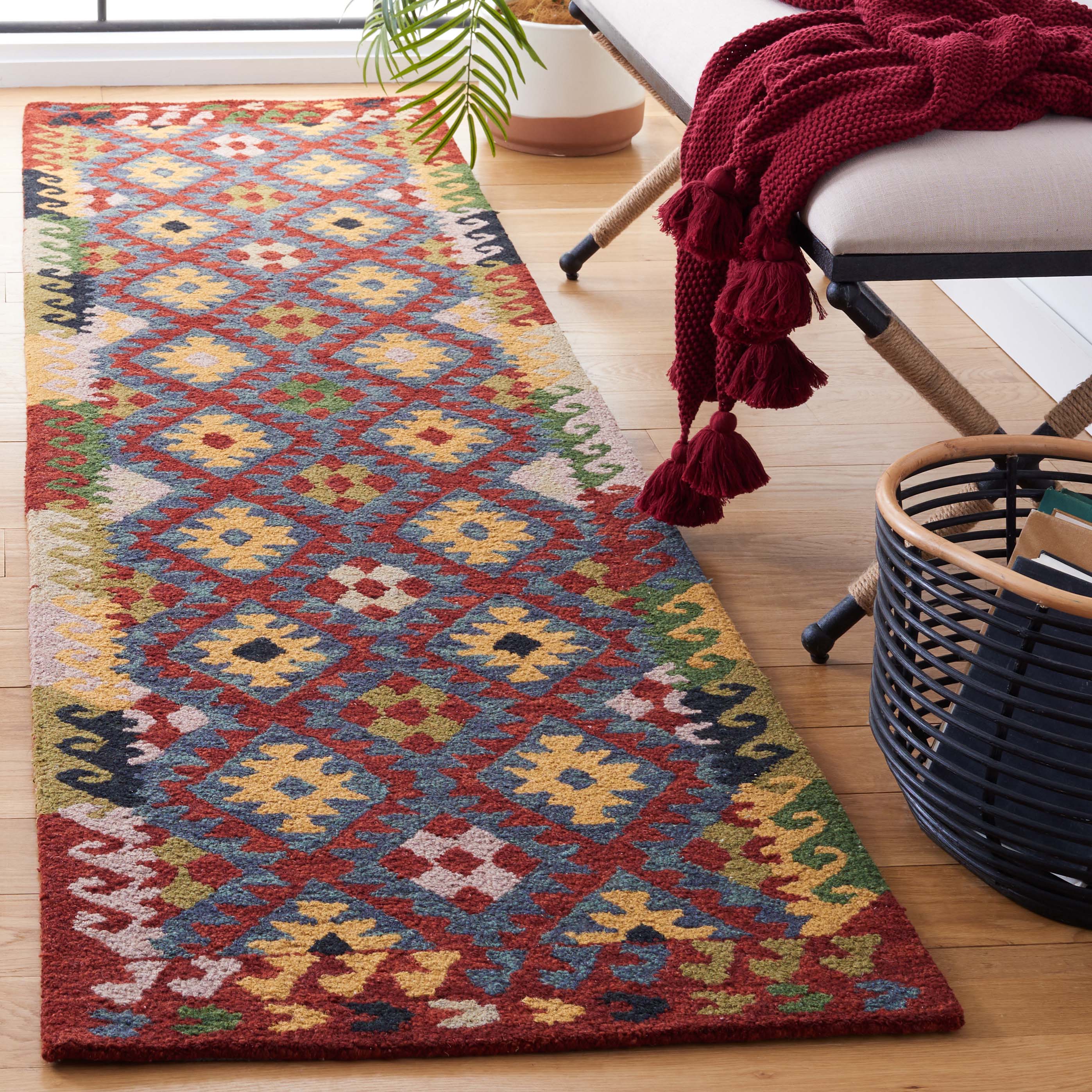 Safavieh Aspen 404 Rug, APN404 - Red / Yellow