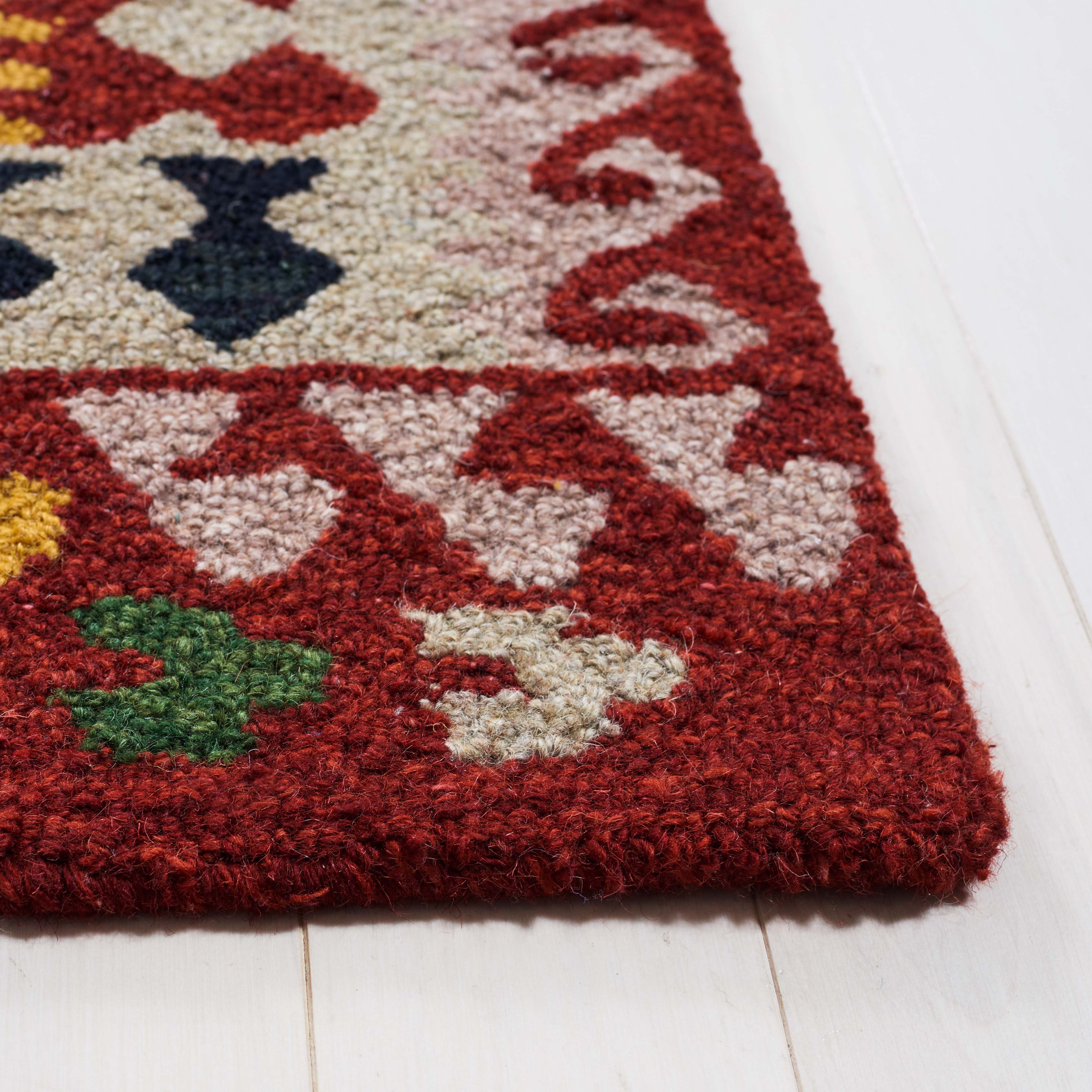 Safavieh Aspen 404 Rug, APN404 - Red / Yellow