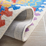 Safavieh Aspen 407 Rug, APN407 - Ivory / Red