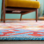 Safavieh Aspen 417 Rug, APN417 - Light Blue / Beige