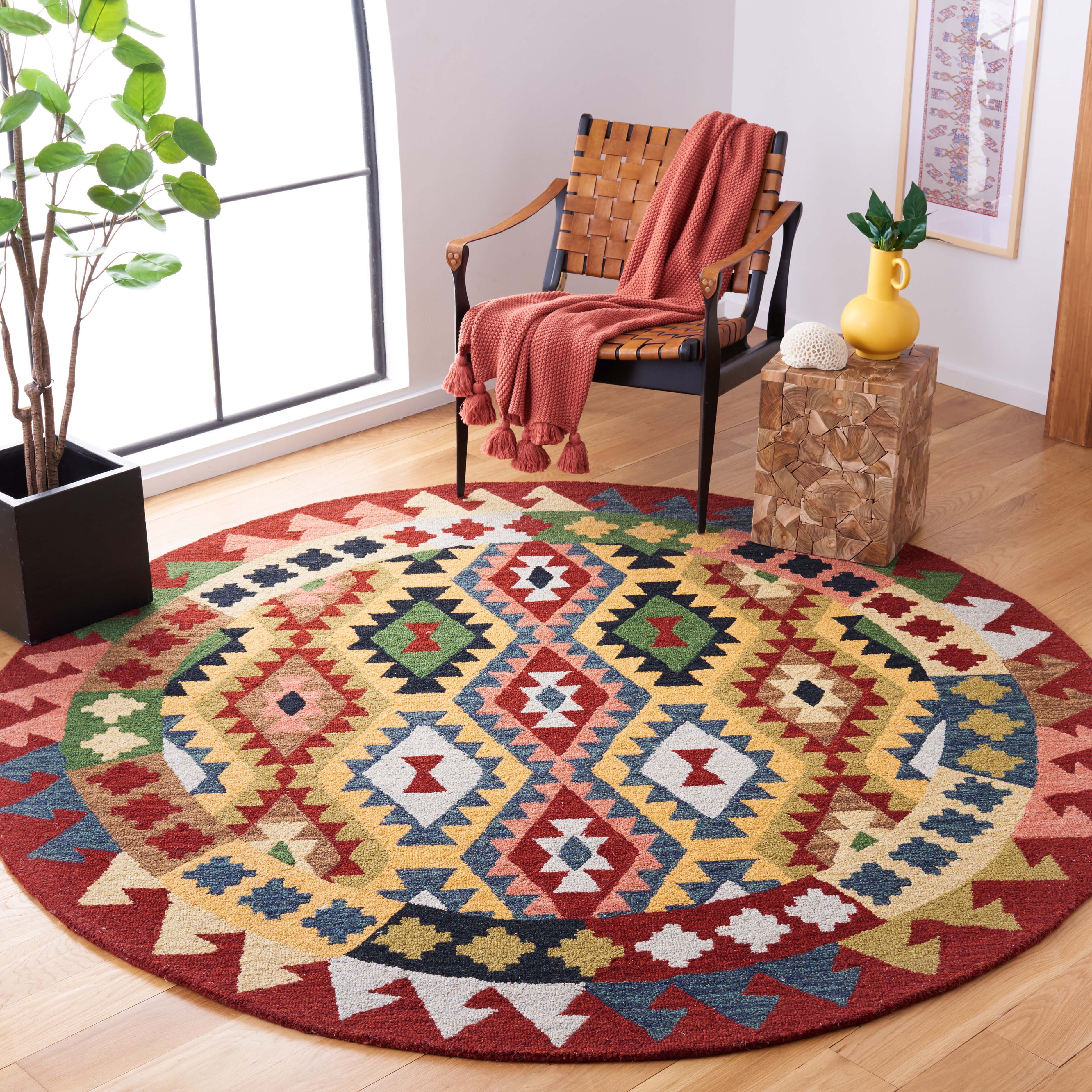 Safavieh Aspen 418 Rug, APN418 - Red / Green