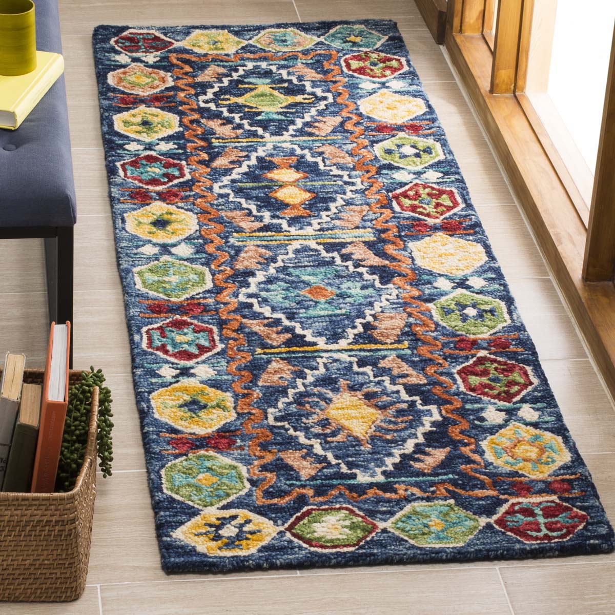 Safavieh Aspen 501 Rug, APN501 - Navy / Gold