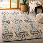 Safavieh Aspen 512 Rug, APN512 - Light Blue / Cream