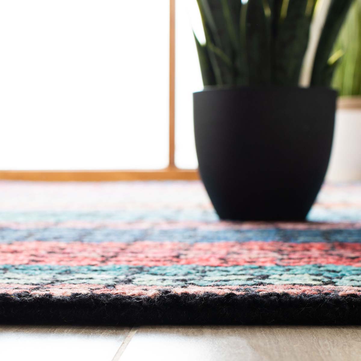 Safavieh Aspen 519 Rug, APN519 - Navy / Red