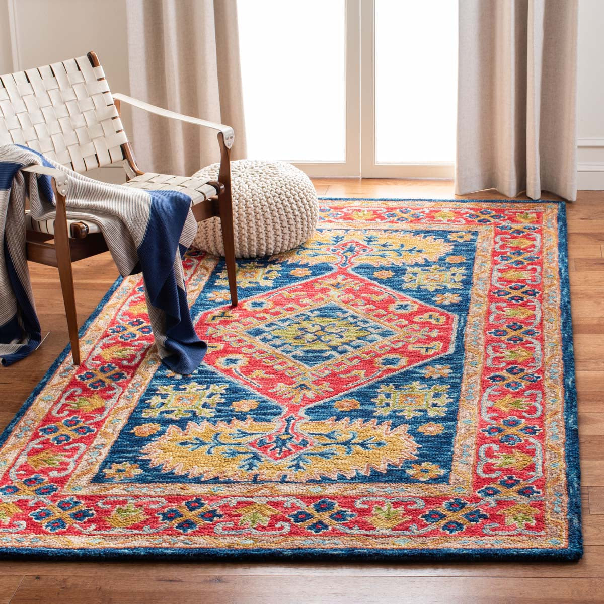 Safavieh Aspen 523 Rug, APN523 - Red / Blue