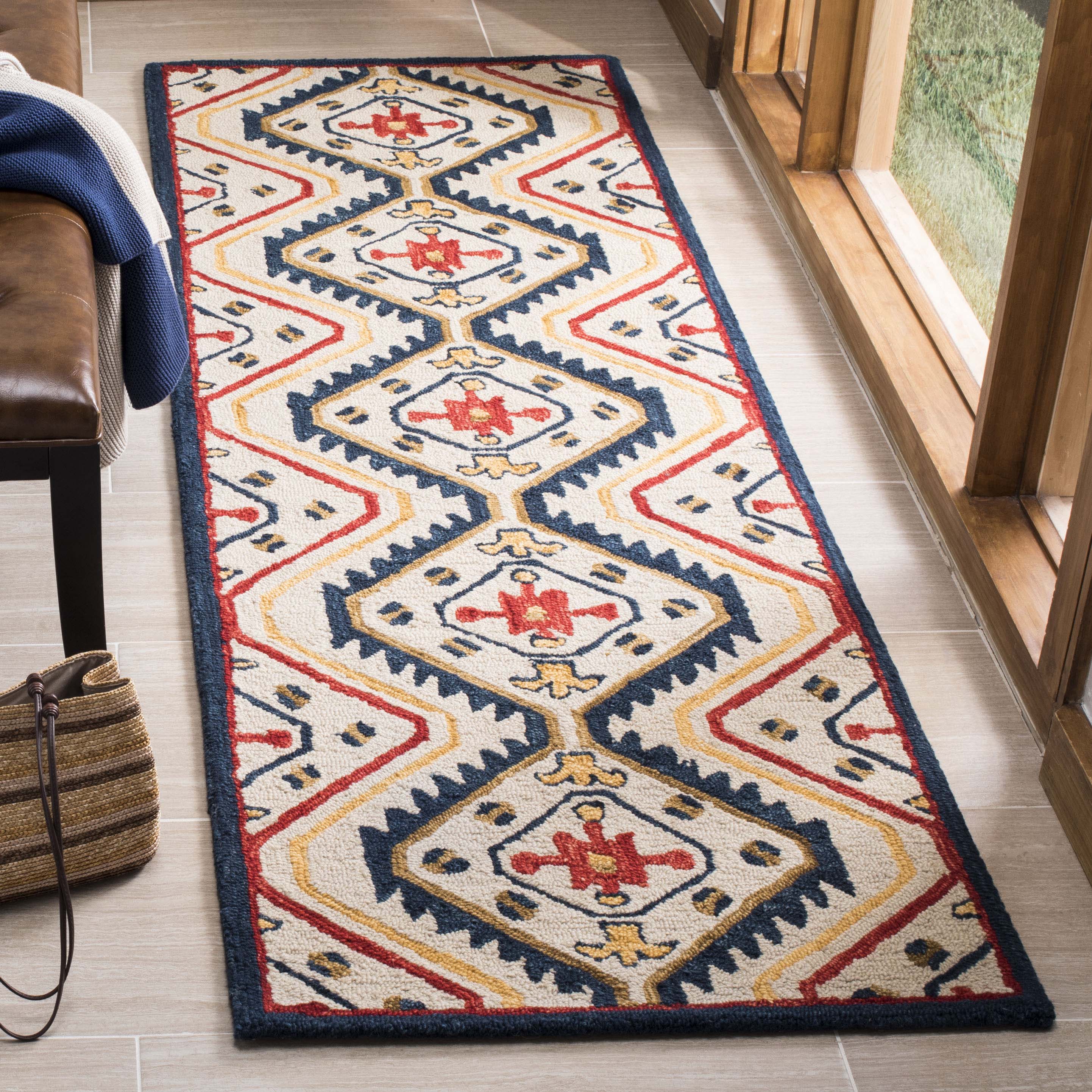 Safavieh Aspen 701 Rug, APN701 - Ivory / Multi