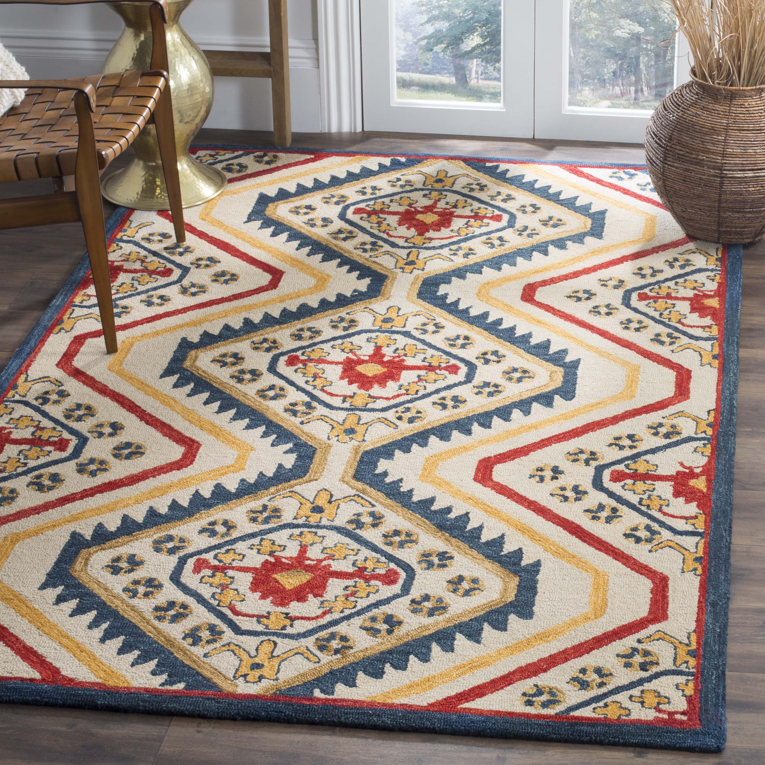 Safavieh Aspen 701 Rug, APN701 - Ivory / Multi