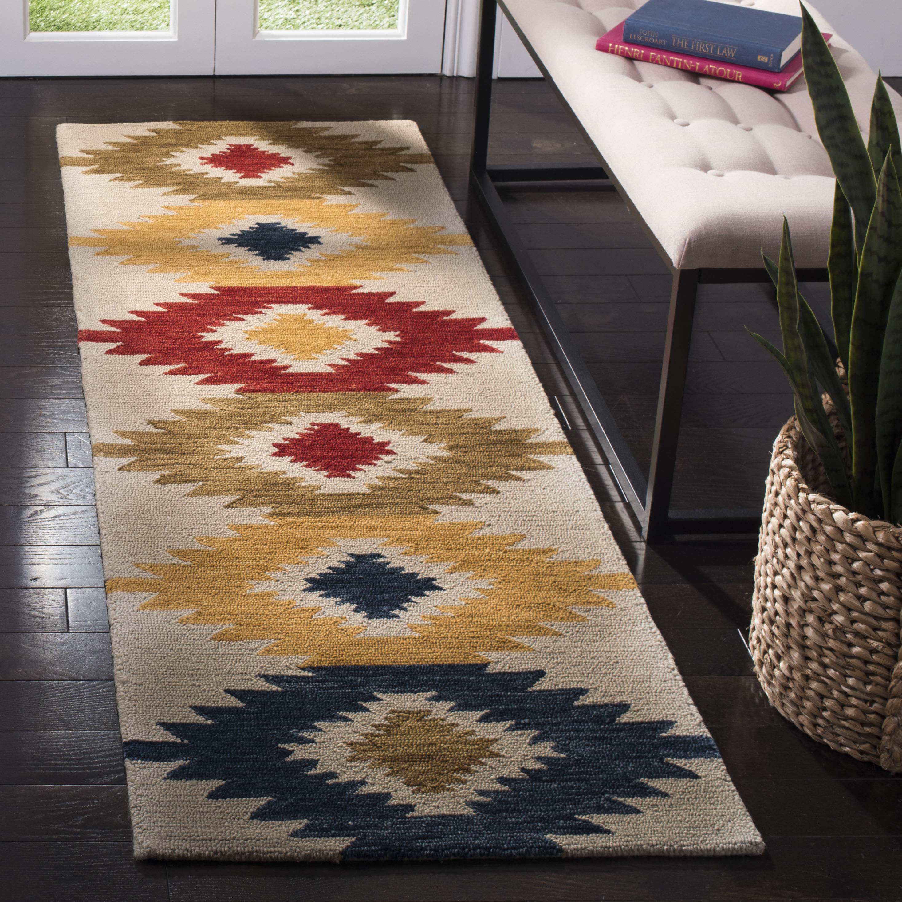 Safavieh Aspen 704 Rug, APN704 - Ivory / Multi