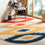Safavieh Aspen 704 Rug, APN704 - Ivory / Multi
