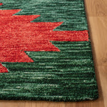 Safavieh Aspen 704 Rug, APN704 - Green / Red