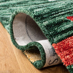 Safavieh Aspen 704 Rug, APN704 - Green / Red