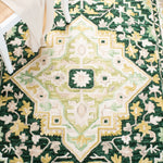 Safavieh Aspen 705 Rug, APN705 - Green / Ivory