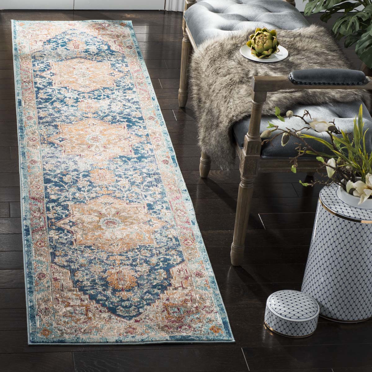 Safavieh Aria 119 Rug, ARA119 - Blue / Beige