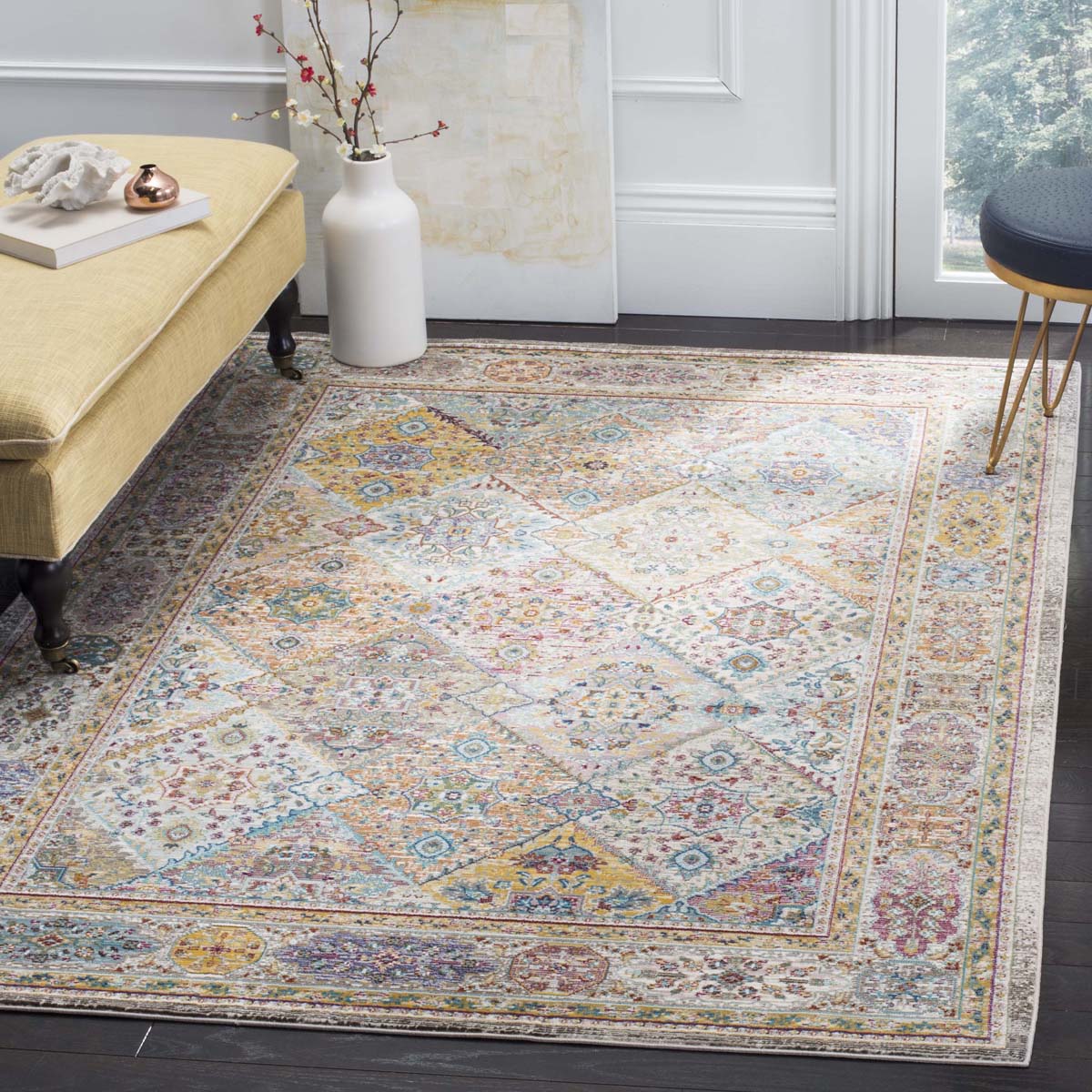 Safavieh Aria 127 Rug, ARA127 - Cream / Multi