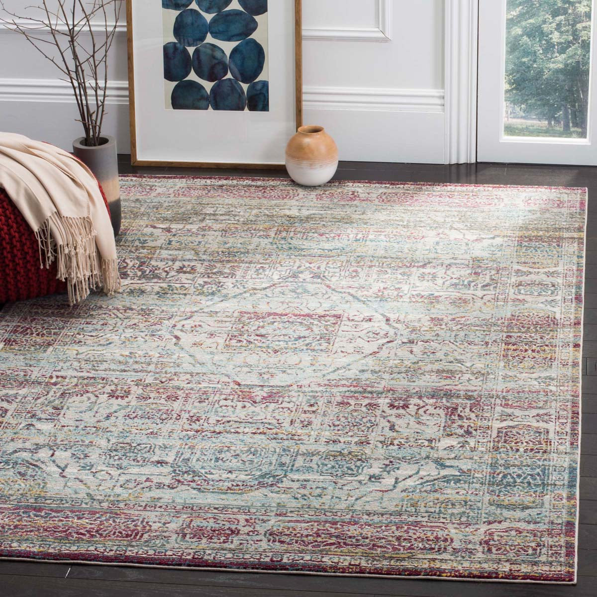 Safavieh Aria 179 Rug, ARA179 - Red / Creme