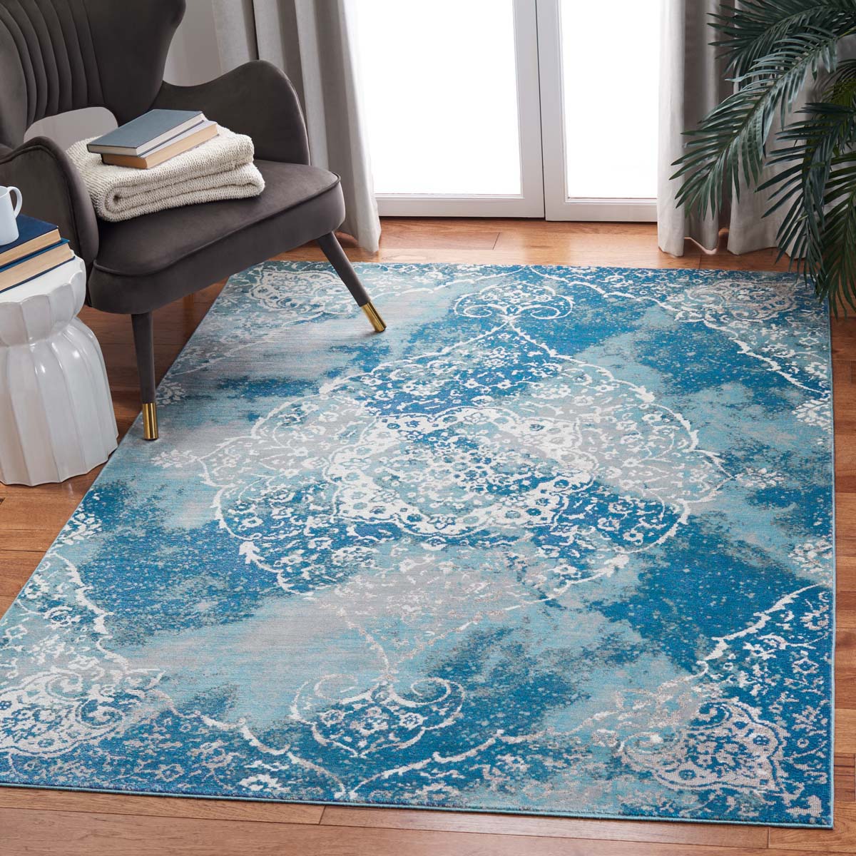 Safavieh Aria 187 Rug, ARA187 - Light Blue / Ivory