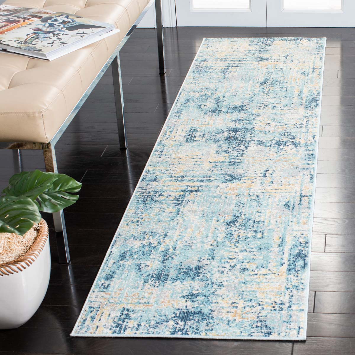 Safavieh Aria 585 Rug, ARA585 - Ivory / Blue