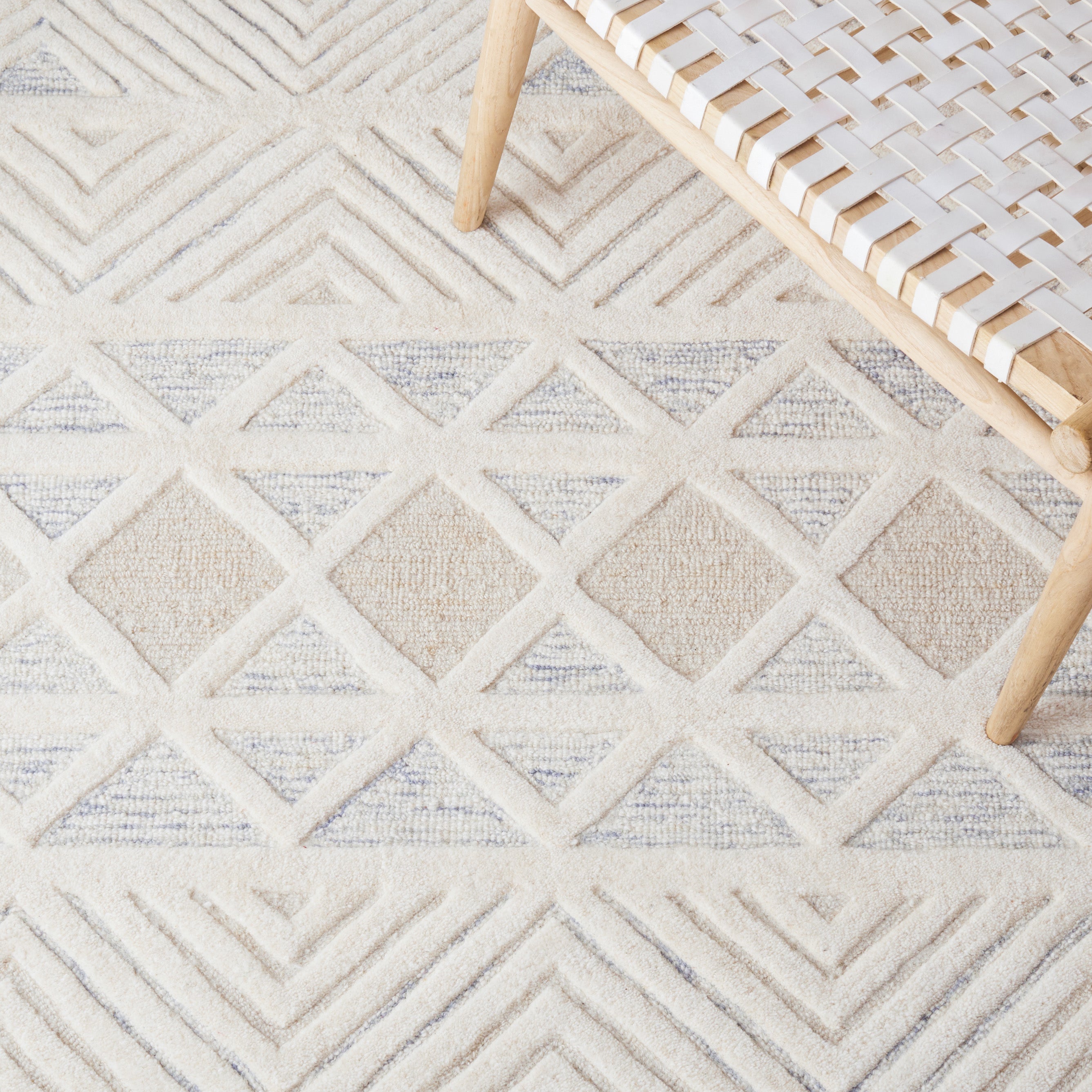 Safavieh Artistry 503 Rug, ARR503 - Ivory / Light Grey
