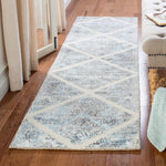 Safavieh Artistry 667 Rug, ARR667 - Ivory / Blue