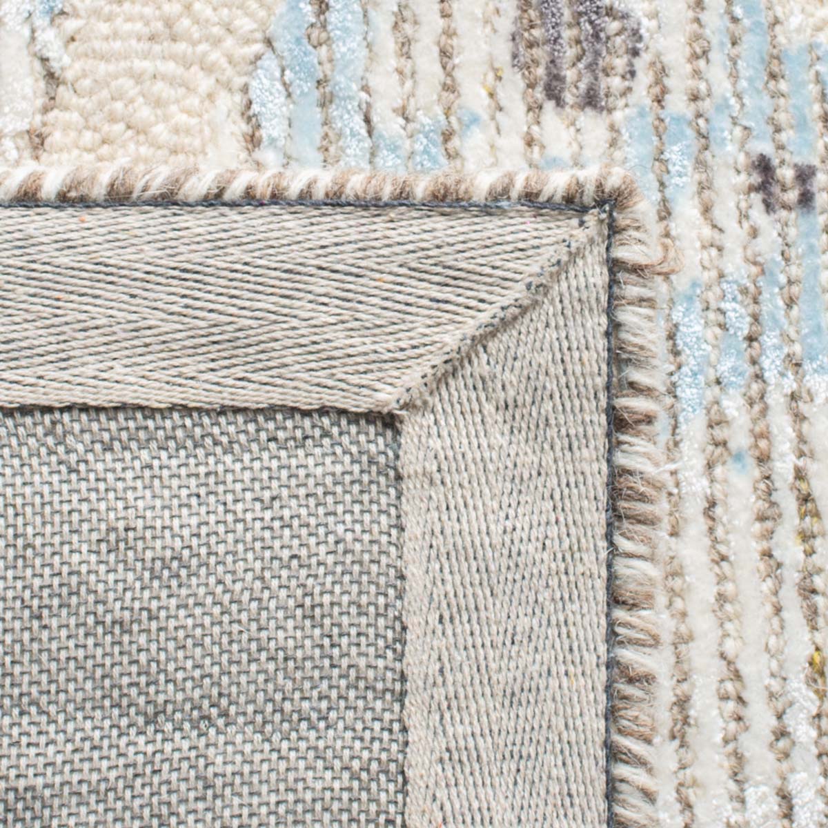 Safavieh Artistry 669 Rug, ARR669 - Blue / Natural