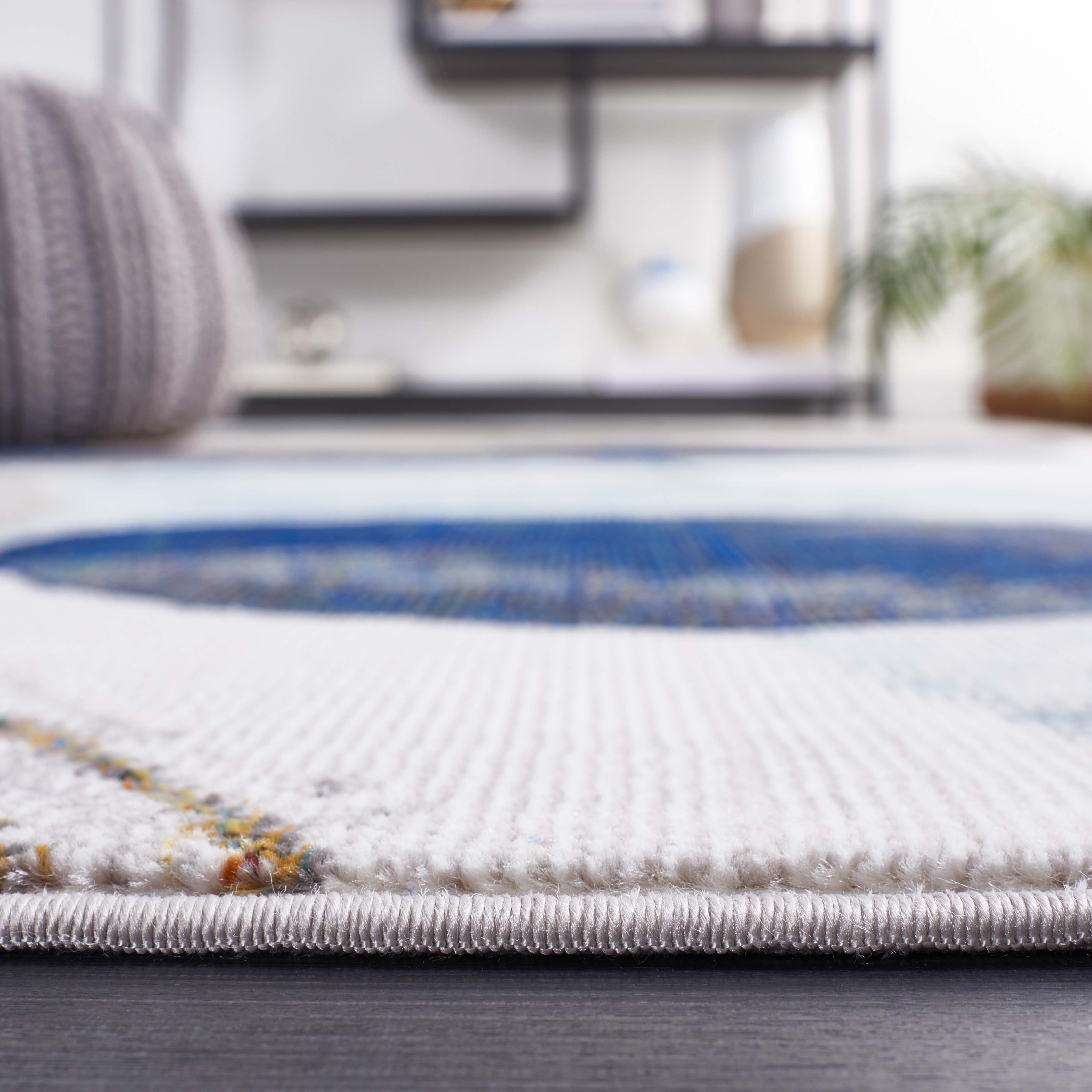 Safavieh Art Studio 112 Rug, ASD112 - Ivory / Black