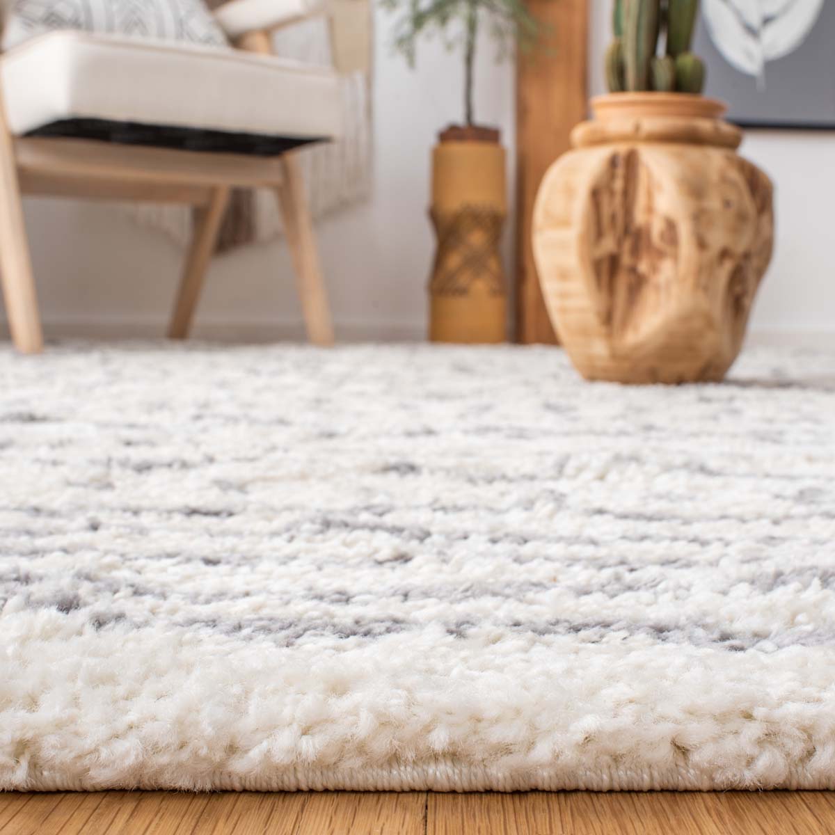 Safavieh Arizona Shag 741 Rug, White, ASG741 - Ivory / Grey
