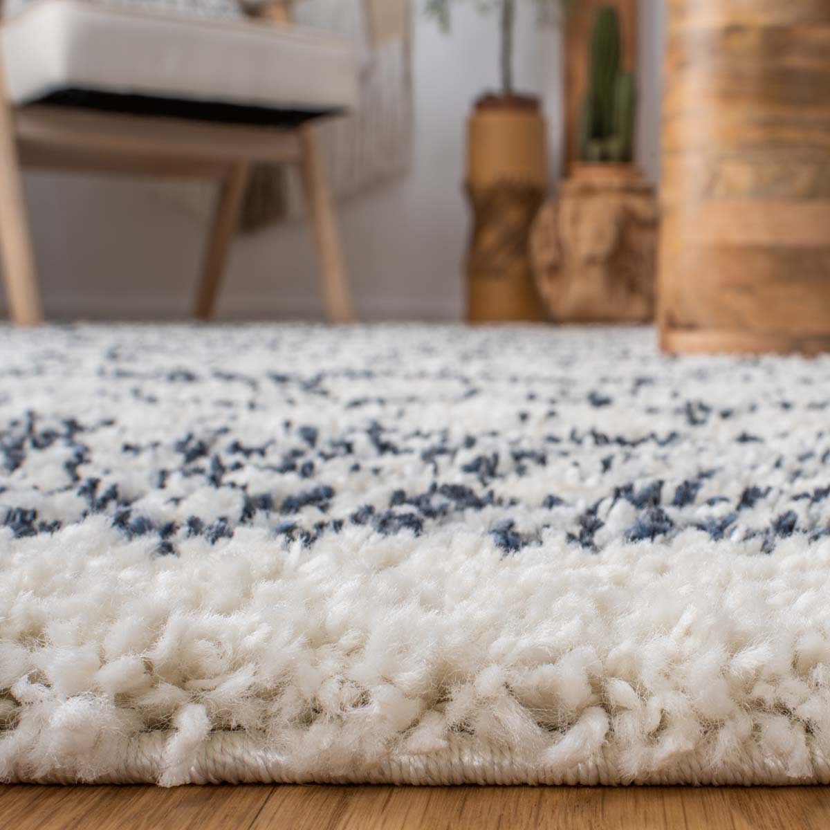 Safavieh Arizona Shag 741 Rug, White, ASG741 - Ivory / Slate