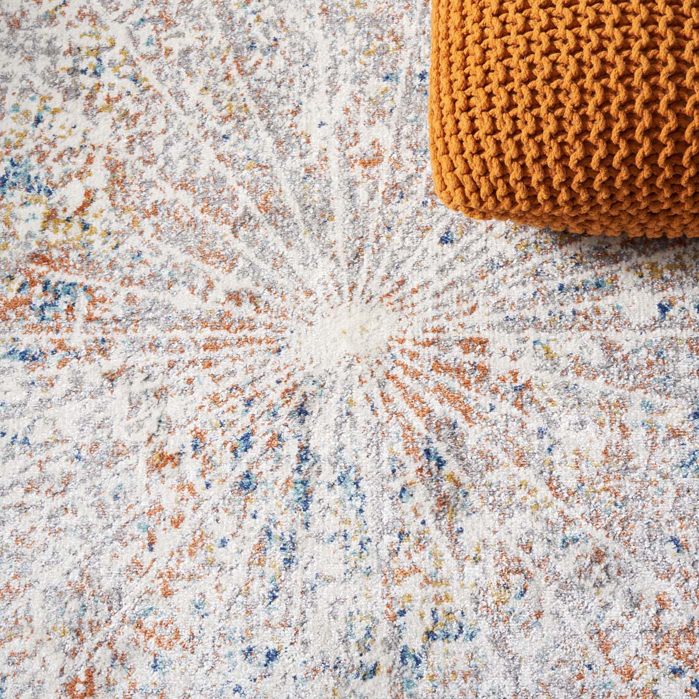 Safavieh Aston 728 Rug, ASN728 - Ivory / Navy