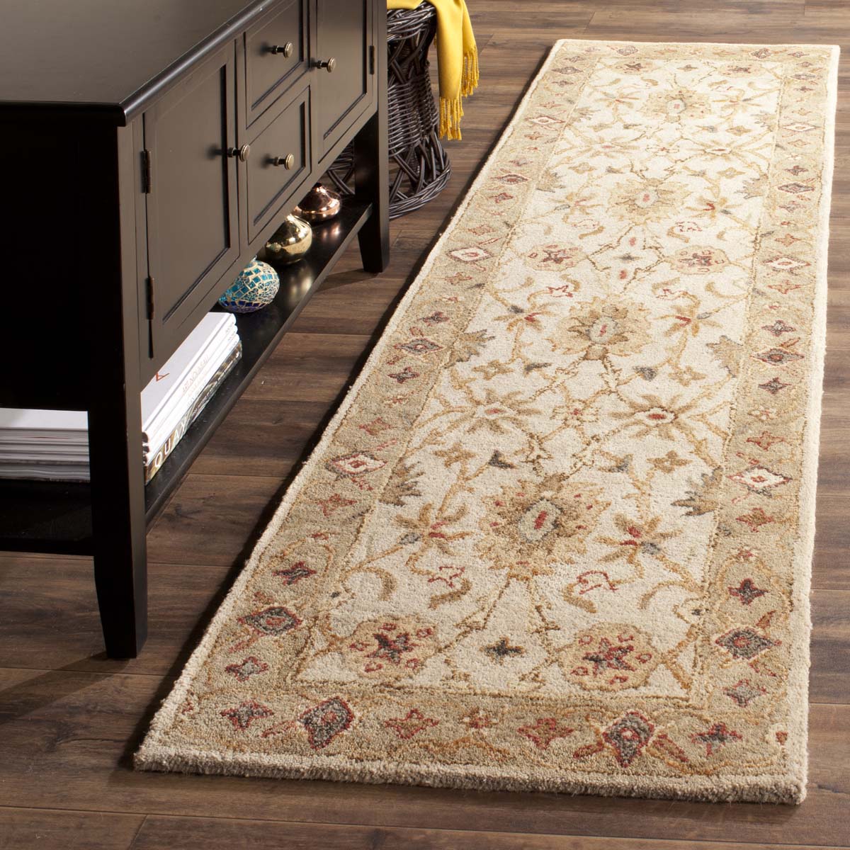 Safavieh Antiquity 16B Rug, AT816B - Grey Beige / Sage