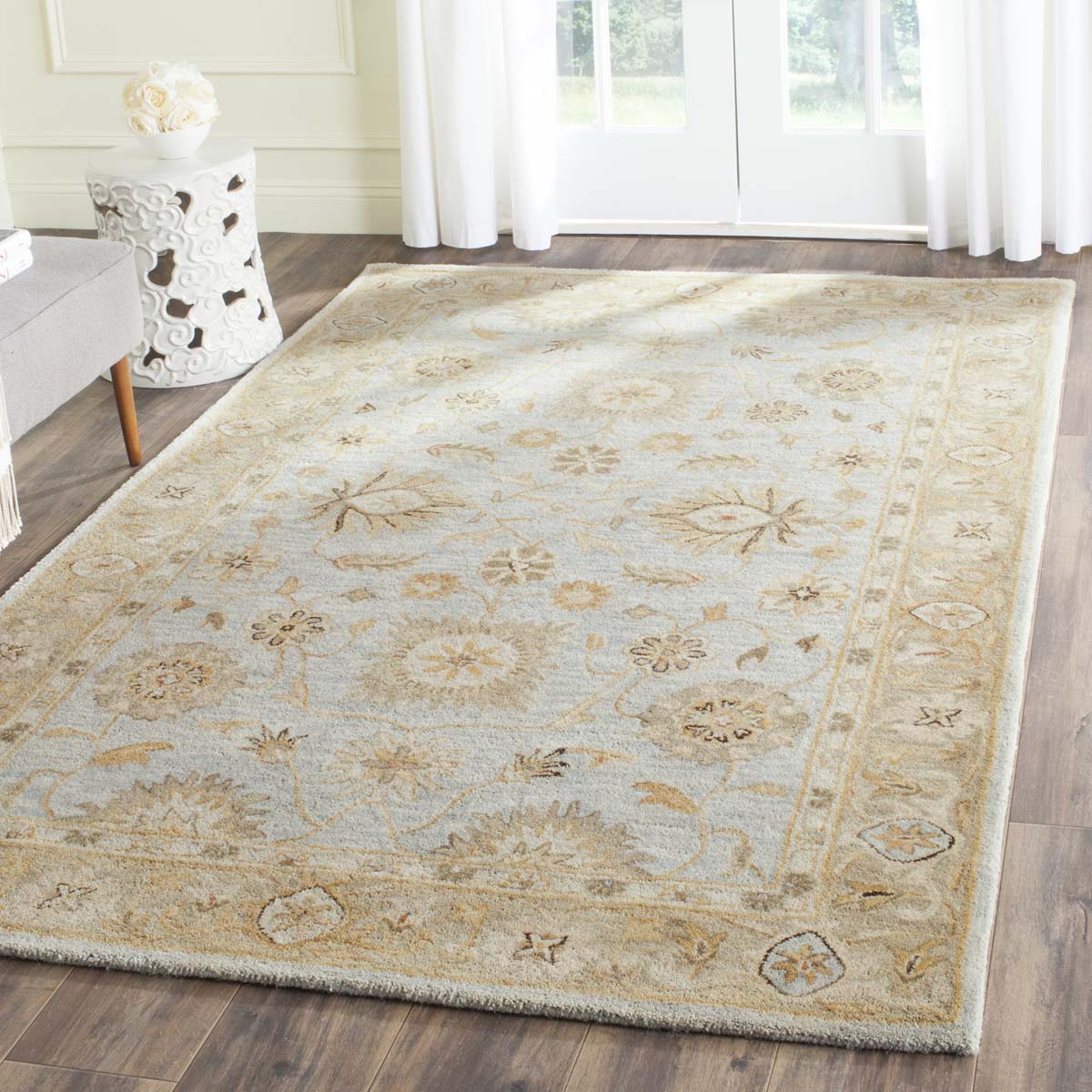 Safavieh Antiquity 56B Rug, AT856B - Light Blue / Sage