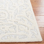 Safavieh Antiquity 61 Rug, AT861 - Silver / Ivory