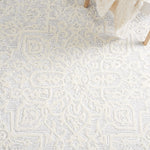 Safavieh Antiquity 61 Rug, AT861 - Silver / Ivory