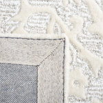Safavieh Antiquity 61 Rug, AT861 - Silver / Ivory