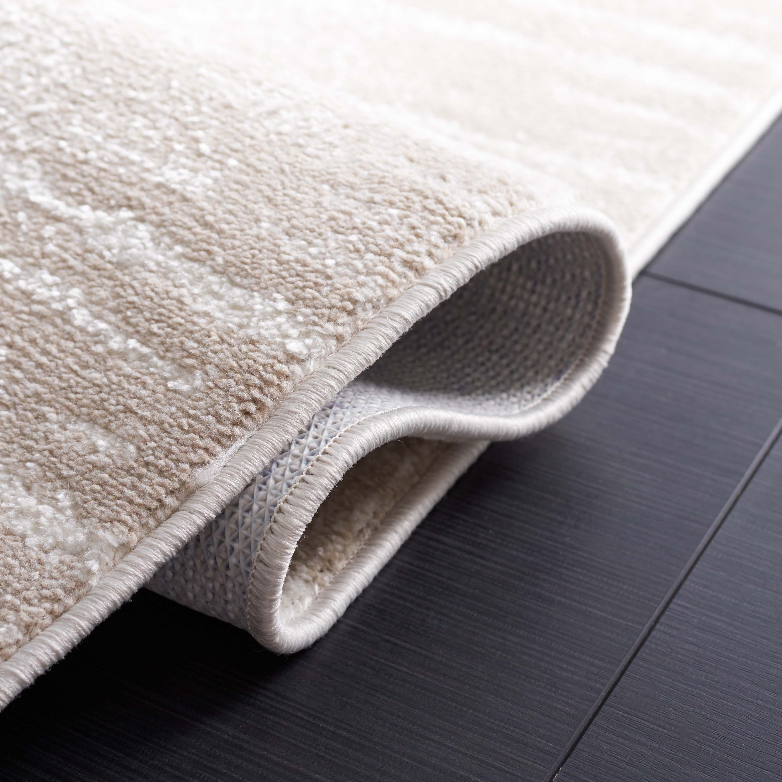 Safavieh Bayside 132 Rug, BAY132 - Beige / Ivory