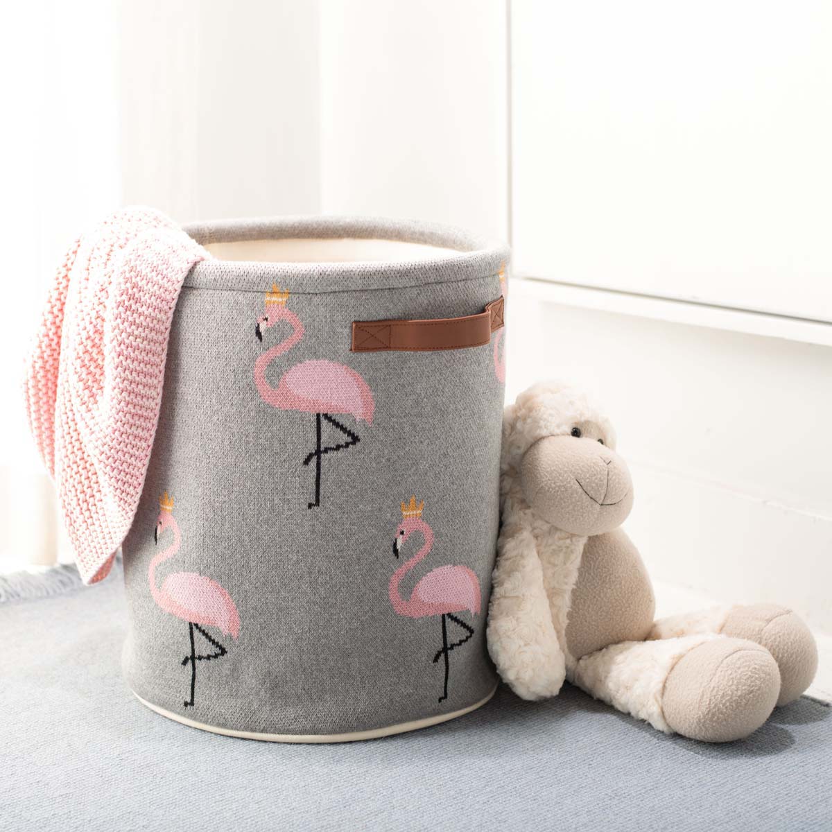 Safavieh Flora Flamingo Basket , BBY6106