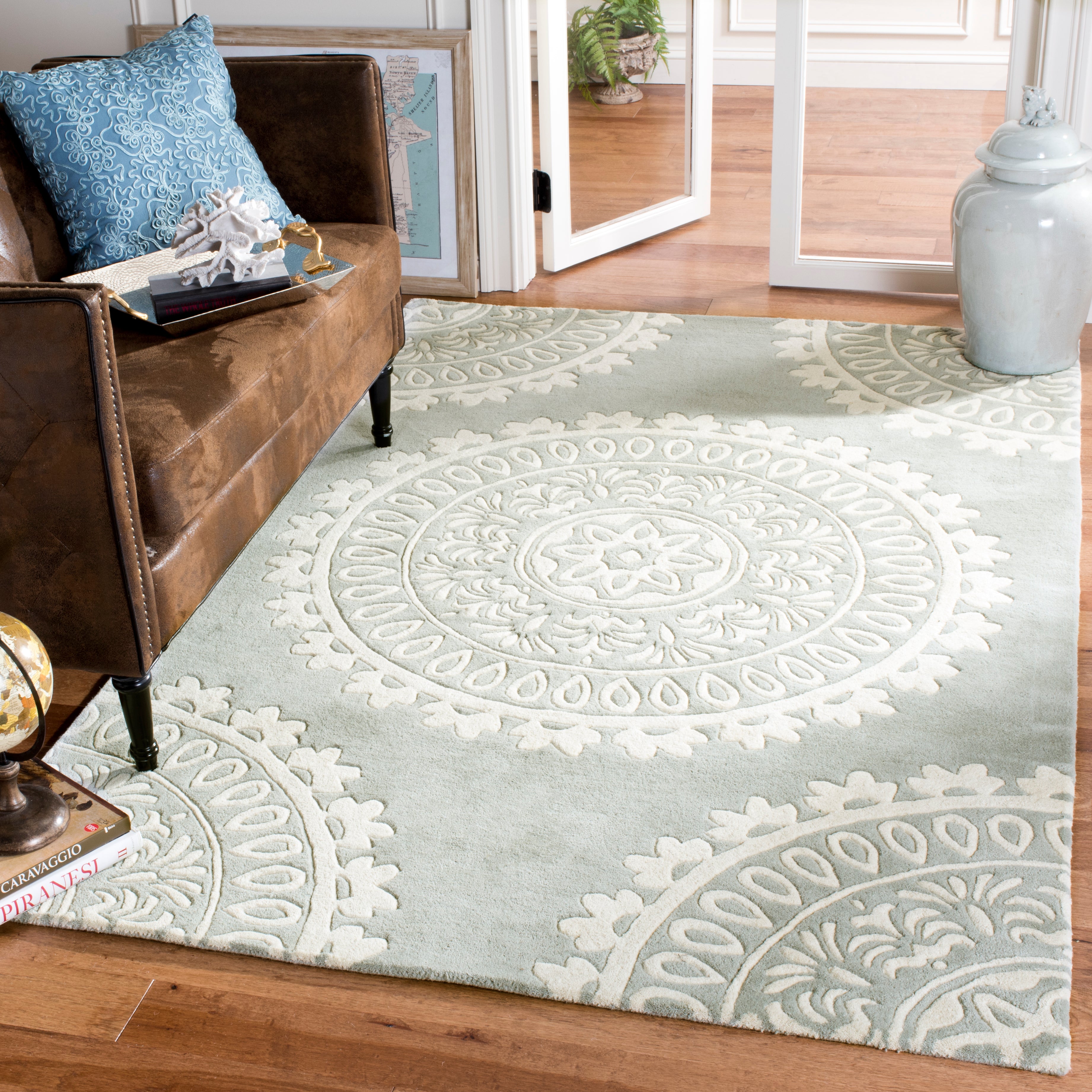 Safavieh Bella 122 Rug, BEL122 - Grey / Ivory