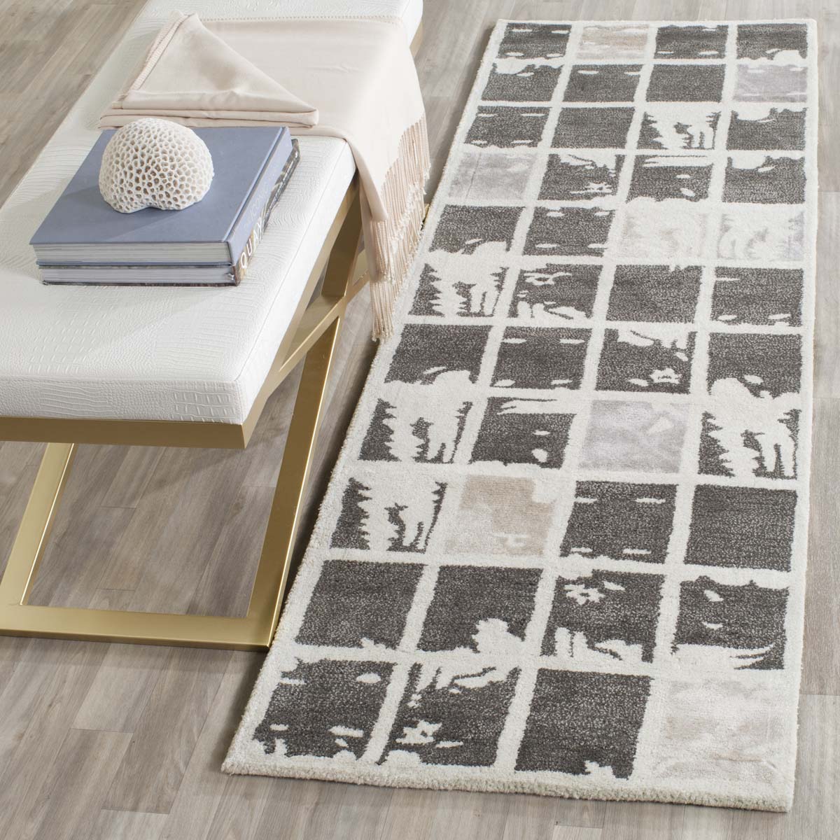 Safavieh Bella 130 Rug, BEL130 - Dark Grey / Ivory