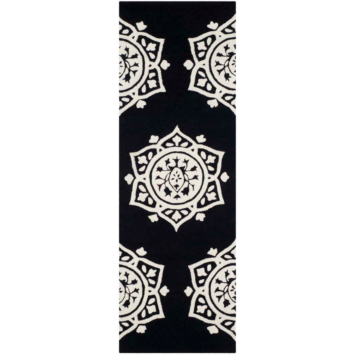 Safavieh Bella 136 Rug, BEL136 - Black / Ivory
